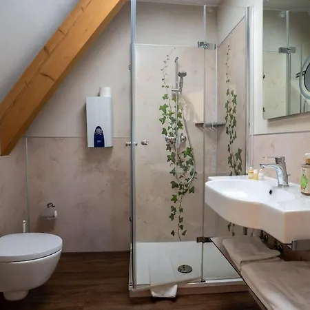 Historisches Burgzimmer - Aussicht! Apartamento